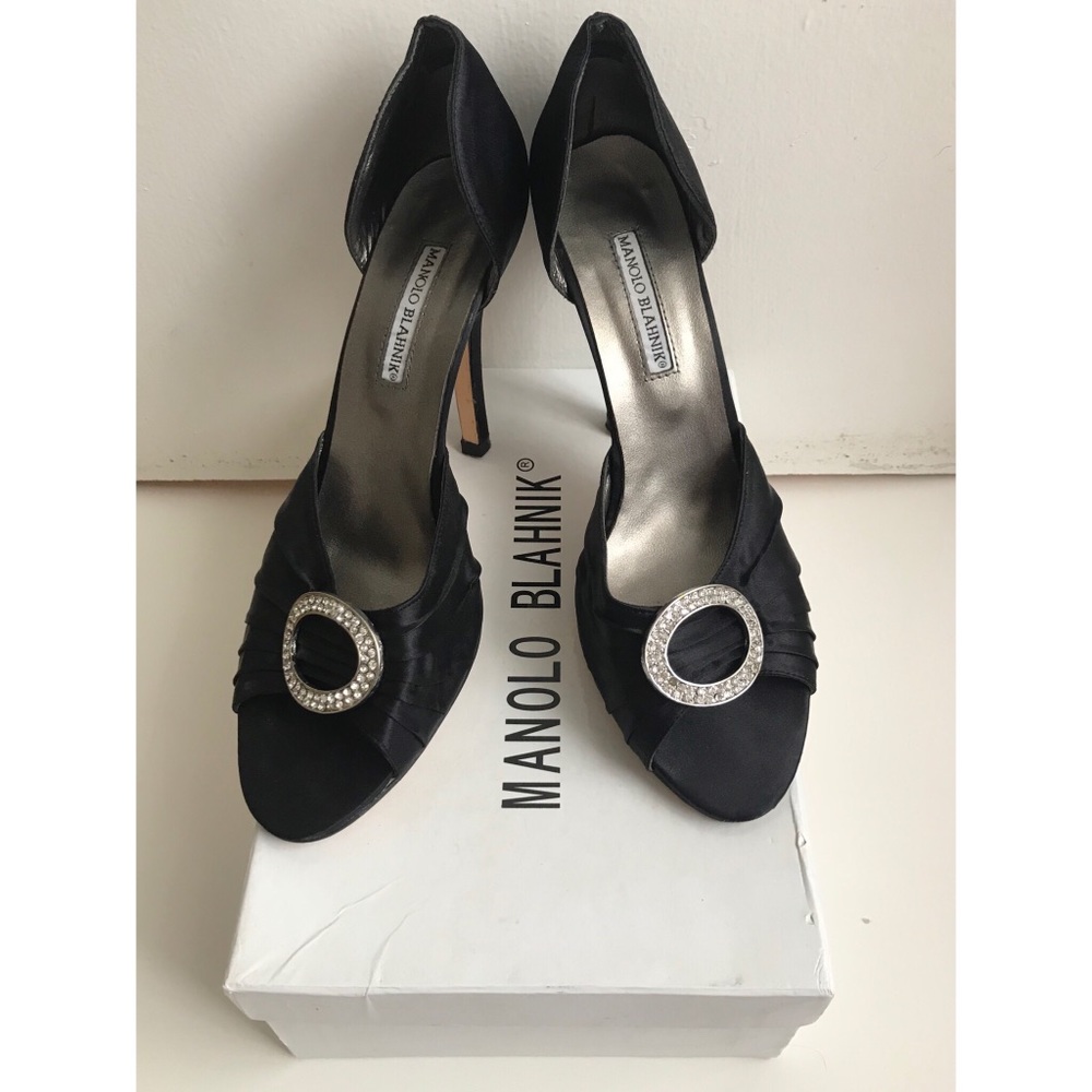 Manolo Blahnik Sedaraby d’Orsay Black Silk Pump 41